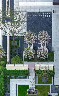 B-示范展示区-花瓣网|陪你做生活的设计师 | 展示区 住宅 鸟瞰 镜面水景 汀步 儿童活动 树池 入口 几何 不规则 景观设计(SED新西林景观国际,受邀加入ASLA协会,拥有风景园林工程设计专项甲级,业务范围:住宅及社区设计 酒店及度假设计、养老地产及产业园区设计、商业地产设计、城市及空间设计、城市规划设计) (1)